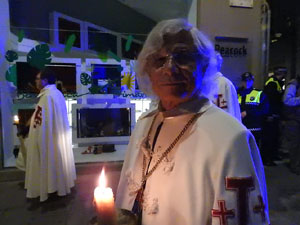 Setmana Santa 2017 a Girona. Process&oacute; del Sant Enterrament