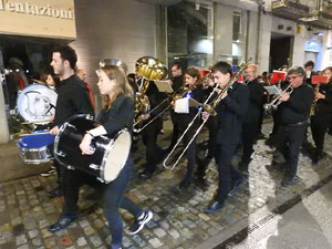 Setmana Santa 2017 a Girona. Process&oacute; del Sant Enterrament