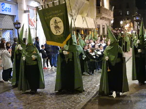 Setmana Santa 2017 a Girona. Process&oacute; del Sant Enterrament
