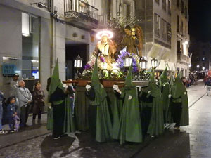 Setmana Santa 2017 a Girona. Process&oacute; del Sant Enterrament