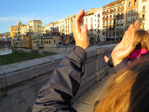 Festival Strenes 2017. Concert inaugural al terrat del punt d'Informaci&oacute; de la Rambla a c&agrave;rrec de Txarango