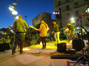 Festival Strenes 2017. Actuaci&oacute; del grup The Cuit's a la pla&ccedil;a de Santa Susanna del Mercadal