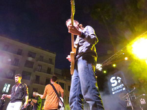 Festival Strenes 2017. Actuaci&oacute; del grup The Cuit's a la pla&ccedil;a de Santa Susanna del Mercadal