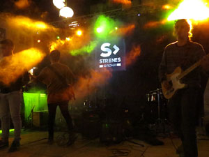 Festival Strenes 2017. Actuaci&oacute; del grup The Cuit's a la pla&ccedil;a de Santa Susanna del Mercadal