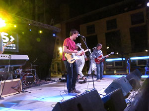 Festival Strenes 2017. Actuaci&oacute; del grup Koalan&uacute; a la pla&ccedil;a de Santa Susanna del Mercadal