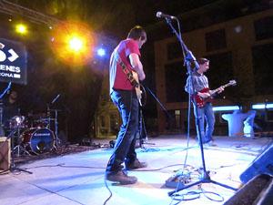 Festival Strenes 2017. Actuaci&oacute; del grup Koalan&uacute; a la pla&ccedil;a de Santa Susanna del Mercadal