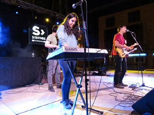 Festival Strenes 2017. Actuaci&oacute; del grup Koalan&uacute; a la pla&ccedil;a de Santa Susanna del Mercadal