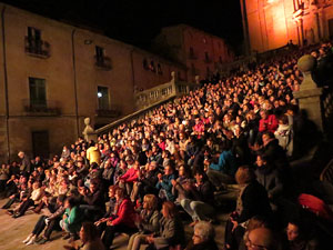 Festival Strenes 2017. Concert Tossudament Llach a les escales de la Catedral