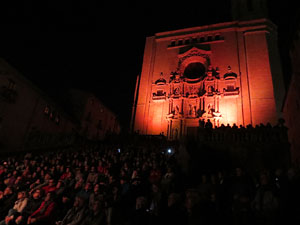 Festival Strenes 2017. Concert Tossudament Llach a les escales de la Catedral