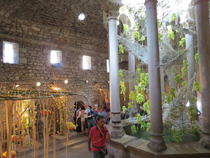 Temps de Flors 2017. Decoracions florals als diversos espais dels Banys Àrabs