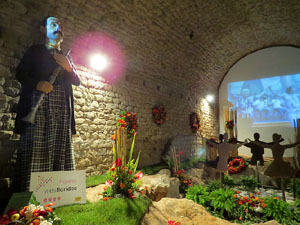 Temps de Flors 2017. Decoracions florals als diversos espais dels Soterranis de la Catedral