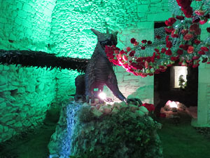 Temps de Flors 2017. Decoracions florals als diversos espais dels Soterranis de la Catedral