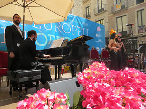 Temps de Flors 2017. Dia Europeu de l'&Ograve;pera 2017 a la pla&ccedil;a del Vi de Girona