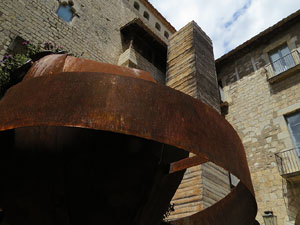 Temps de Flors 2017. Muntatges i instal&middot;lacions florals al pati del Museu d'Art de Girona