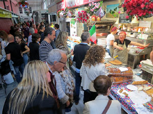 Temps de Flors 2017. Nit de Flors i Sabors al Mercat del Lle&oacute;