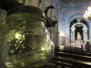 Temps de Flors 2017. Decoracions florals a l'interior de la nau g&ograve;tica de Sant Feliu