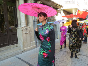 Celebraci&oacute; de l'any nou xin&egrave;s, el 4716, any del Gos, a Girona