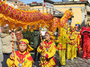 Celebraci&oacute; de l'any nou xin&egrave;s, el 4716, any del Gos, a Girona