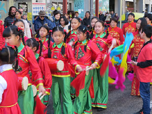 Celebraci&oacute; de l'any nou xin&egrave;s, el 4716, any del Gos, a Girona