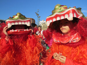 Celebraci&oacute; de l'any nou xin&egrave;s, el 4716, any del Gos, a Girona