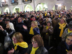 Aprovació oficial del canvi de nom de la plaça de la Constitució per plaça de l'1 d'octubre de 2017