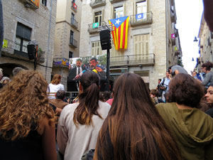Compareixença del President Carles Puigdemont al Parlament. Discurs de la independència