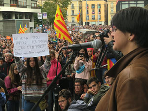Jornada de vaga general 8N. Concentració davant la seu de la Generalitat a Girona