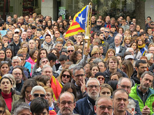 Jornada de vaga general 8N. Concentració davant la seu de la Generalitat a Girona