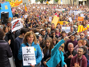 Jornada de vaga general 8N. Concentració davant la seu de la Generalitat a Girona