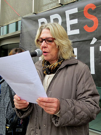 Parlaments davant la seu de la Generalitat