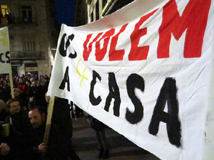 Jornada de vaga general 8N. Concentració a la plaça del Vi