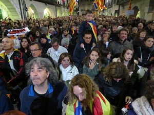 Jornada de vaga general 8N. Concentració a la plaça del Vi