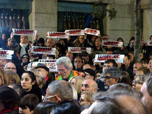 Jornada de vaga general 8N. Concentració a la plaça del Vi
