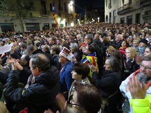 Jornada de vaga general 8N. Concentració a la plaça del Vi