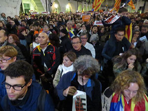 Jornada de vaga general 8N. Concentració a la plaça del Vi
