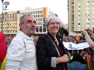 Concentraci&oacute; a la pla&ccedil;a de la Constituci&oacute; convocada per la plataforma Girona Vota a favor del Refer&egrave;ndum