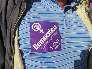 Cursa de la Dona 2017. Concentraci&oacute; i sortida del Parc de la Devesa i cursa pels carrers de Girona