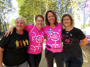 Cursa de la Dona 2017. Concentraci&oacute; i sortida del Parc de la Devesa i cursa pels carrers de Girona