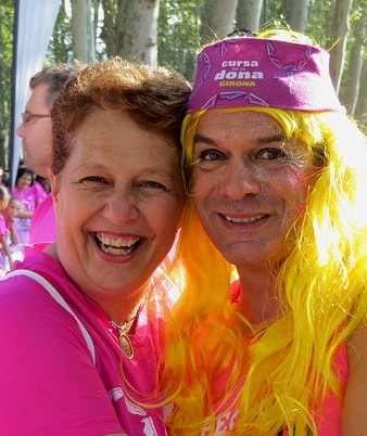 La regidora de l'&agrave;rea d'Educaci&oacute; i Esports de l'Ajuntament de Girona, Isabel Murad&agrave;s, a la sortida de la cursa