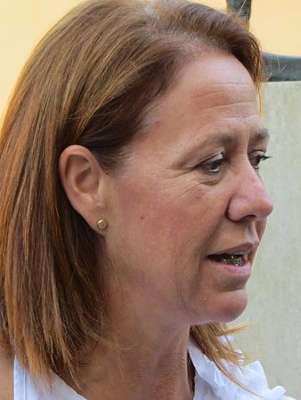 L'alcaldessa Marta Madrenas durant l'homenatge