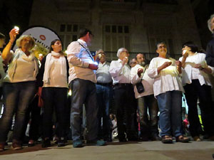 Diada Nacional 2017. XI Marxa de Torxes de Girona. Crema del Decret de Nova Planta i cant de Els Segadors
