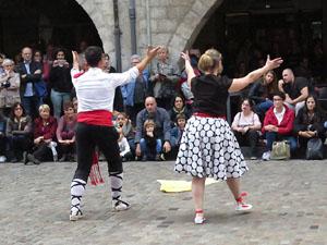 Fires 2017. Ball de gitanes de Montmeló a la plaça del Vi