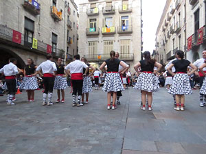 Fires 2017. Ball de gitanes de Montmeló a la plaça del Vi