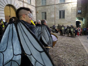 Fires 2017. La Beatufarra, descens del Beatusaure per les escales de la Catedral de Girona