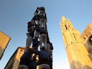 Fires 2017. Els Castells de Vigília a la plaça de Sant Feliu, amb els Marrecs de Salt, la Colla Castellera Esperxats de l'Estany i els Castellers d'Andorra