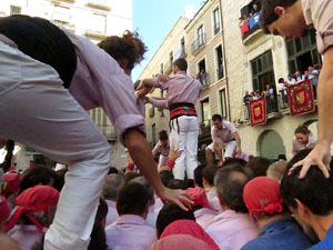 Fires 2017. La Diada Castellera a la plaça del Vi, amb els Marrecs de Salt, els Capgrossos de Mataró i els Minyons de Terrass