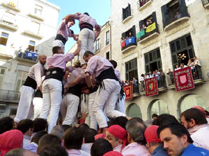 Fires 2017. La Diada Castellera a la plaça del Vi, amb els Marrecs de Salt, els Capgrossos de Mataró i els Minyons de Terrass