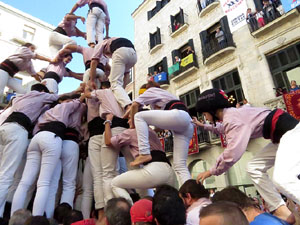 Fires 2017. La Diada Castellera a la plaça del Vi, amb els Marrecs de Salt, els Capgrossos de Mataró i els Minyons de Terrass