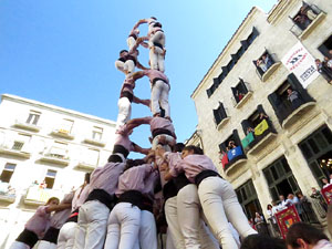 Fires 2017. La Diada Castellera a la plaça del Vi, amb els Marrecs de Salt, els Capgrossos de Mataró i els Minyons de Terrass