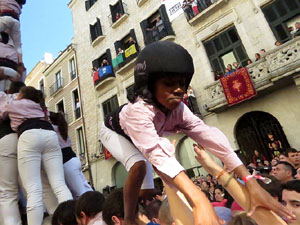 Fires 2017. La Diada Castellera a la plaça del Vi, amb els Marrecs de Salt, els Capgrossos de Mataró i els Minyons de Terrass